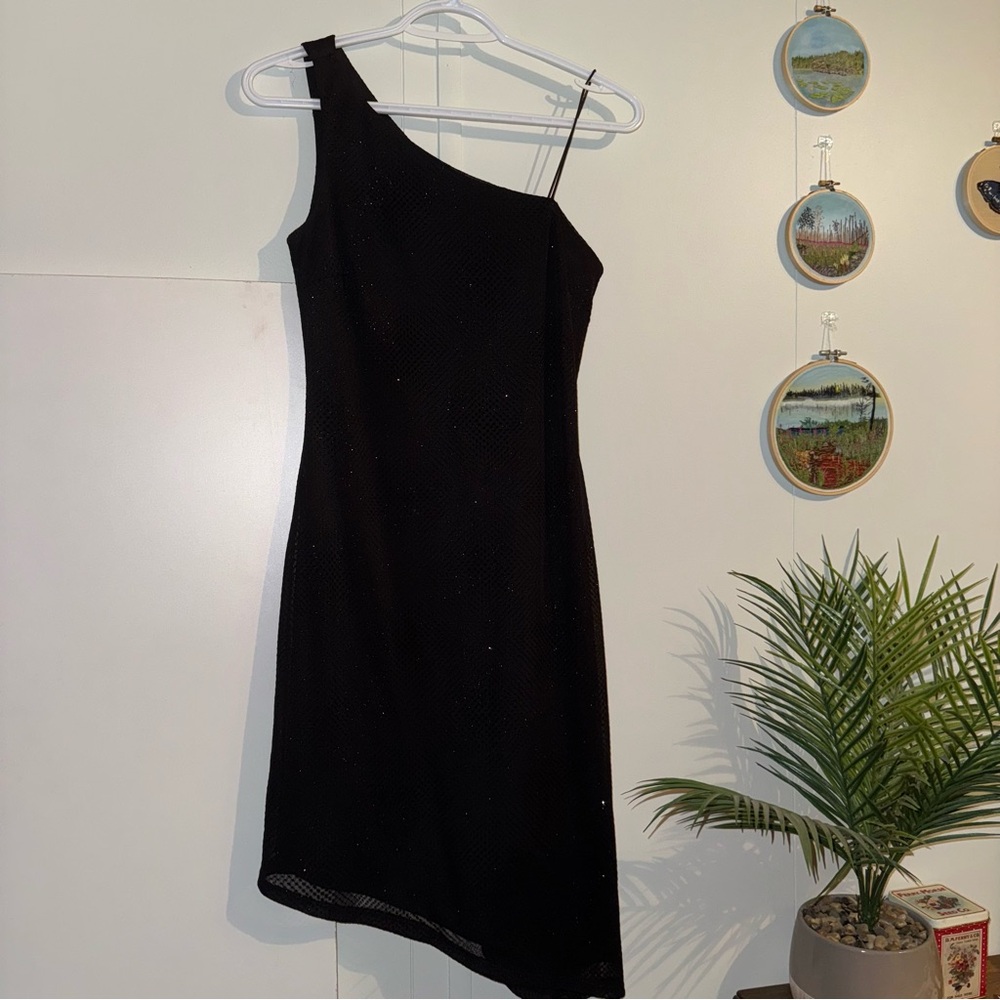 Elegant Sparkly Black Asymmetrical Dress